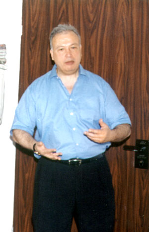 Dr. Rafiq Husseini